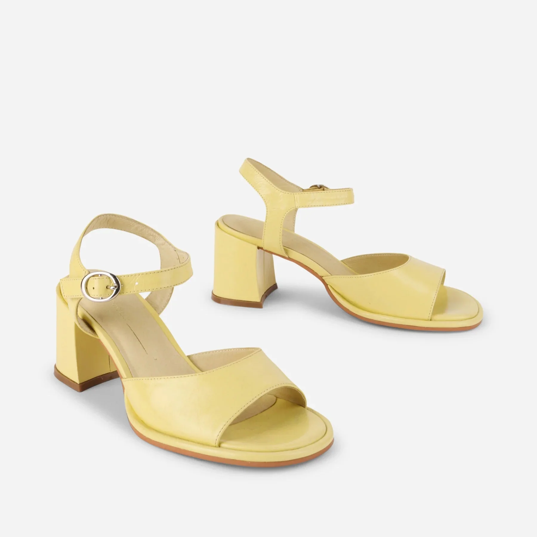 INTENTIONALLY BLANK ASTRO HEELS IN LEMON