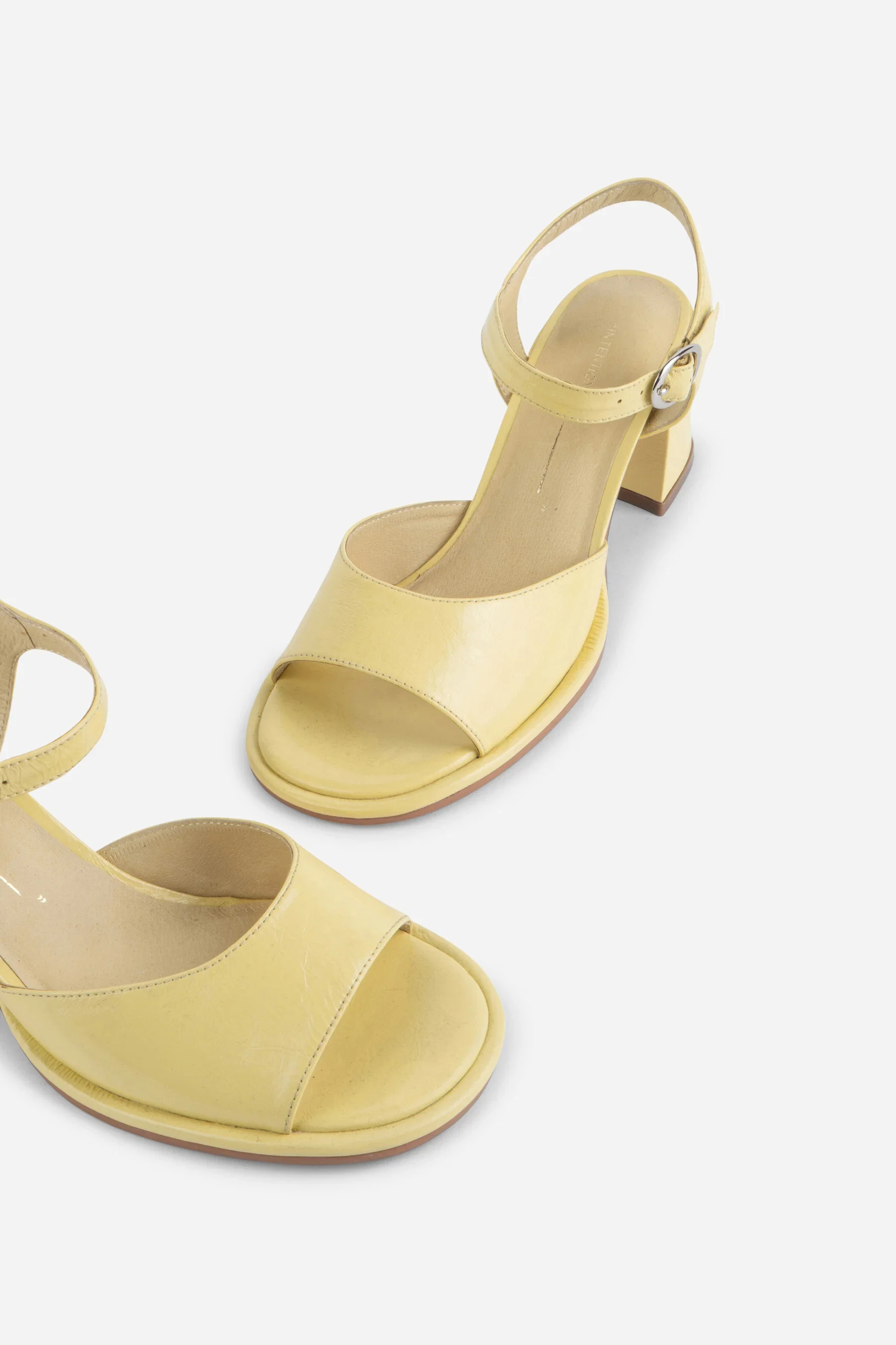 INTENTIONALLY BLANK ASTRO HEELS IN LEMON - Image 4