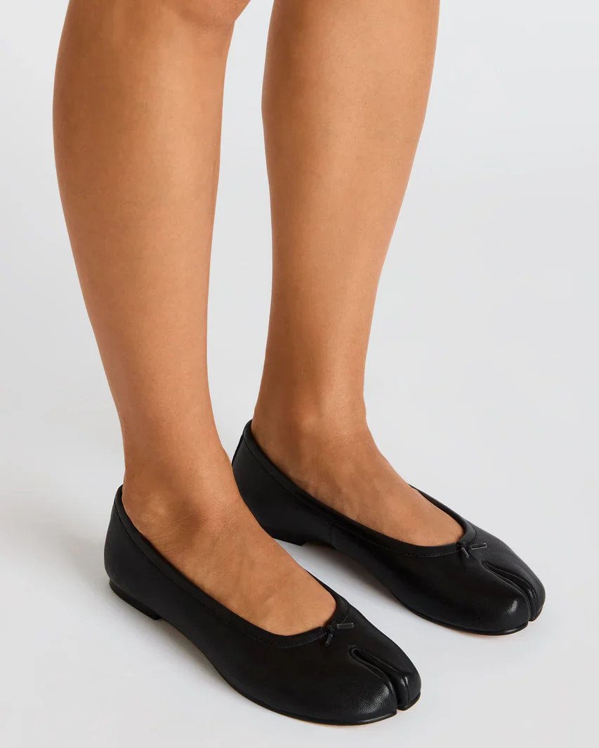 STEVE MADDEN CALICO BLACK TABI FLATS - Image 6