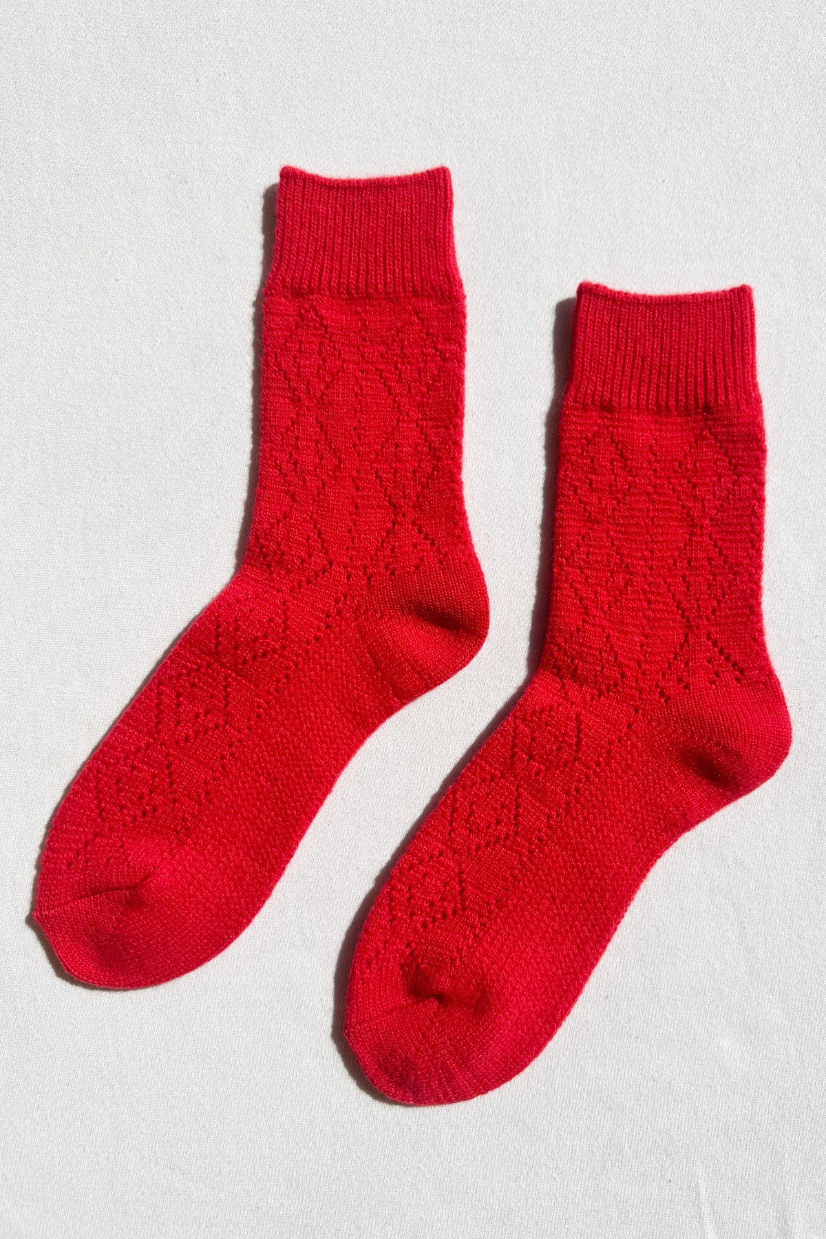 LEBON SHOPPE CASHMERE POINTELLE SOCKS RED - Image 3