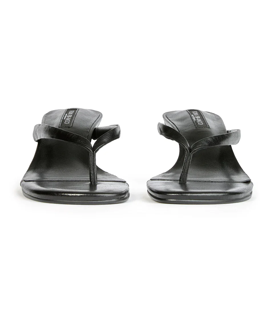 TONY BIANCO EDGY LOW WEDGE THONG BLK VINTAGE - Image 4
