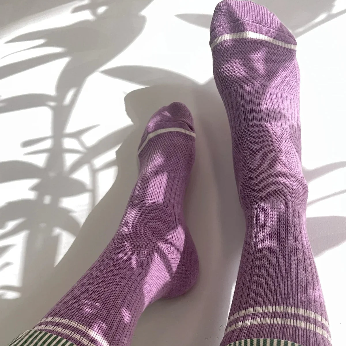 LEBON SHOPPE BOYFRIEND SOCKS GRAPE
