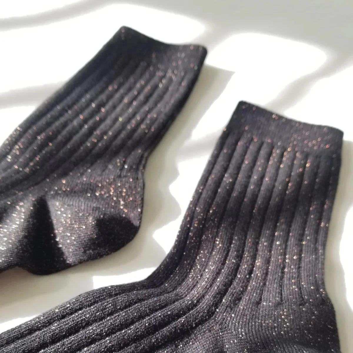 LEBON SHOPPE HER SOCKS COPPER BLACK