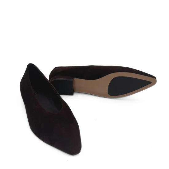 AMIE RAFA REILY POINTED TOE FLAT BROWN SUEDE - Image 3