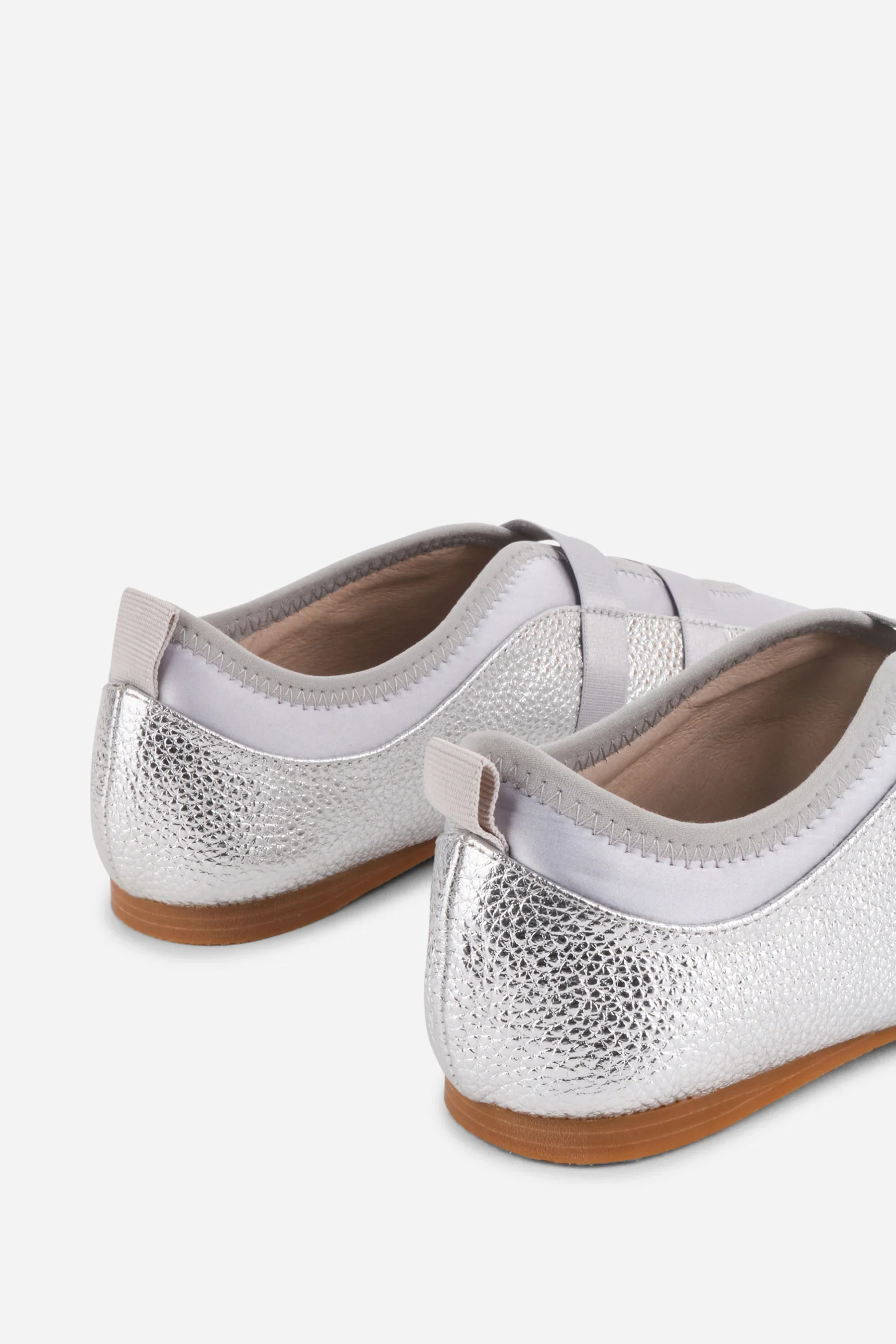 INTENTIONALLY BLANK SPORTY FLAT SILVER - Image 6